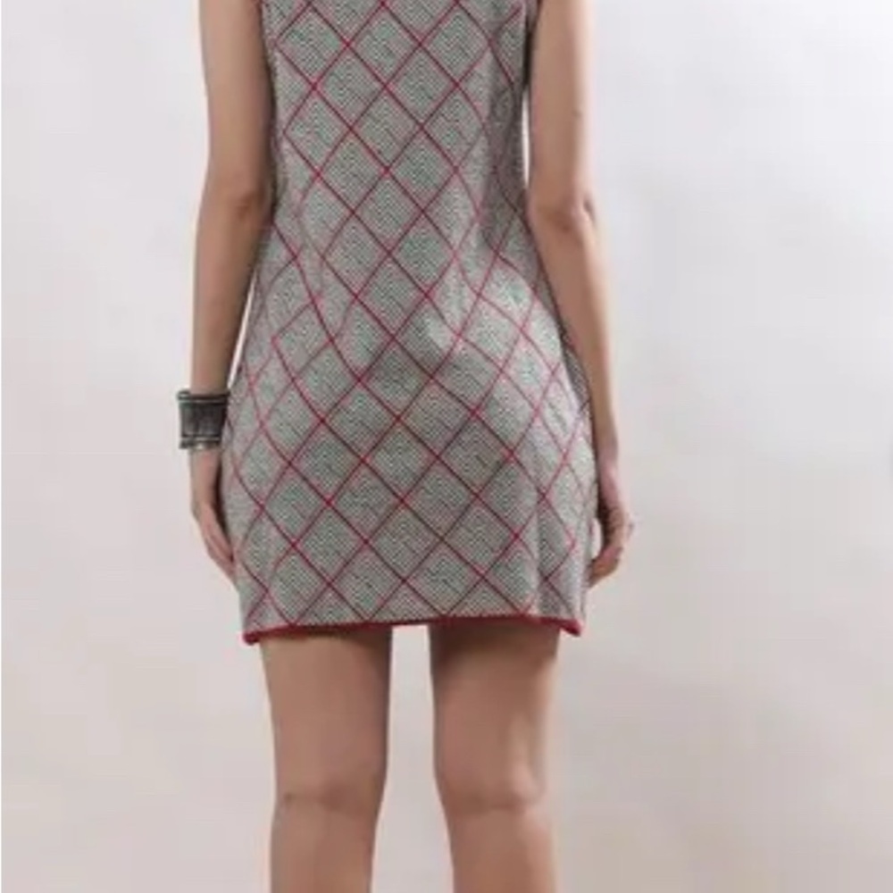 SVRNAA Knit Dress with Geometric Print in Red, White and Black Size M - Picture 4 of 13